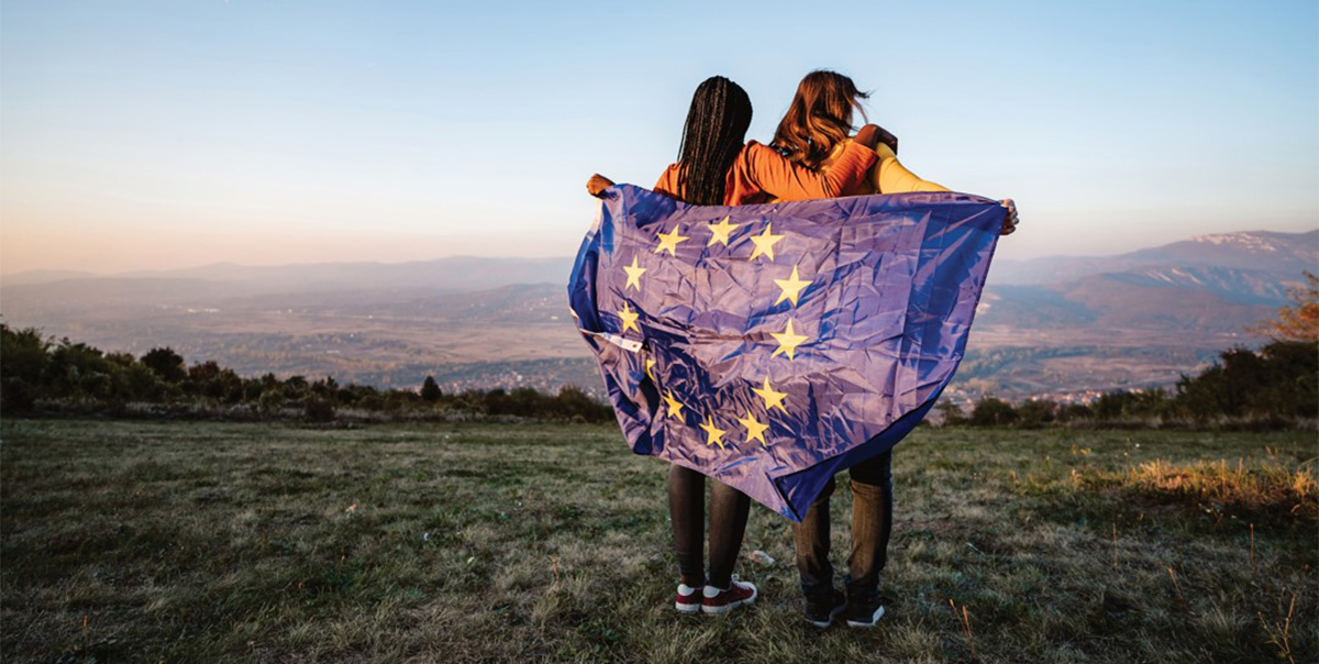 eu flag bredt.jpg